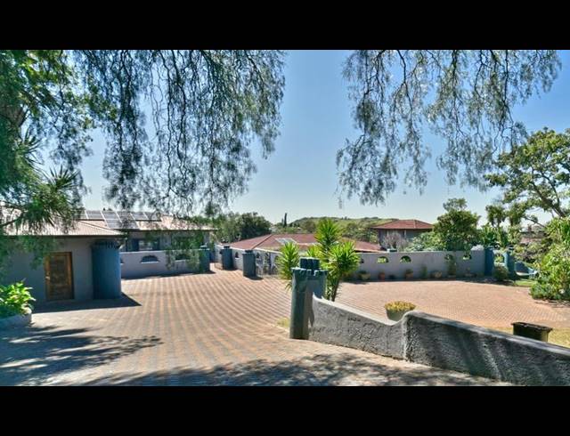 8 BEDROOM HOUSE FOR SALE IN OAKDENE